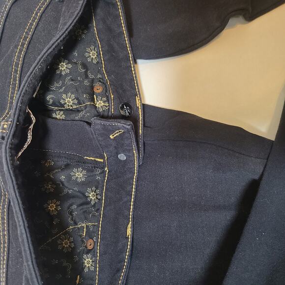 Womens Jeans Black Coldwater Creek 6P Straight Leg Natural Fit Mid Rise - Picture 10 of 11